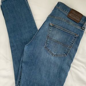 Lucky Brand Jeans 105 Slim Taper